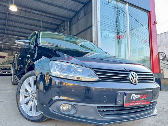 VOLKSWAGEN JETTA 2.0 COMFORTLINE FLEX 4P TIPTRONIC VOLKSWAGEN JETTA 2.0 COMFORTLINE FLEX 4P TIPTRONIC